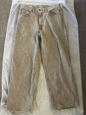 Levi's Premium Straight Jeans in Taupe Wash